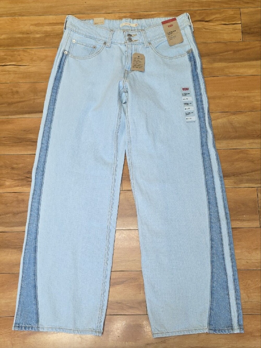 Levi’s Superlow Loose Stripe Jeans Light Wash Two Tone Side Panel 30x32 NEW - Picture 10 of 16